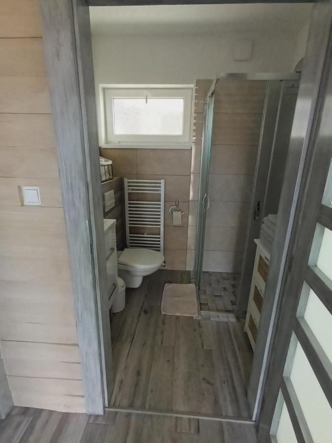 Domcek V Zahrade Villa ลิฟตอฟสกีมิคูลาช ภายนอก รูปภาพ